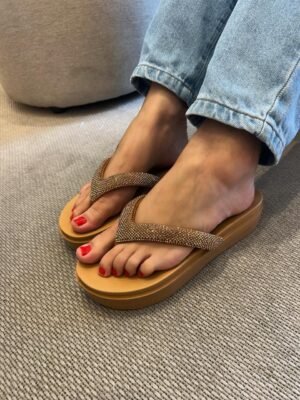 CHINELO LOUISE